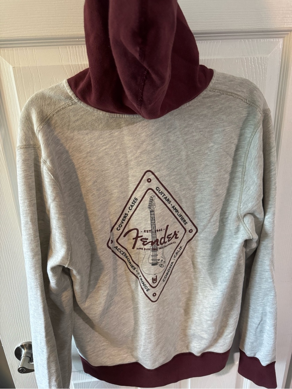 Lucky Brand Fender Men's Heather Gray & Burgundy Hooded Sweatshirt
